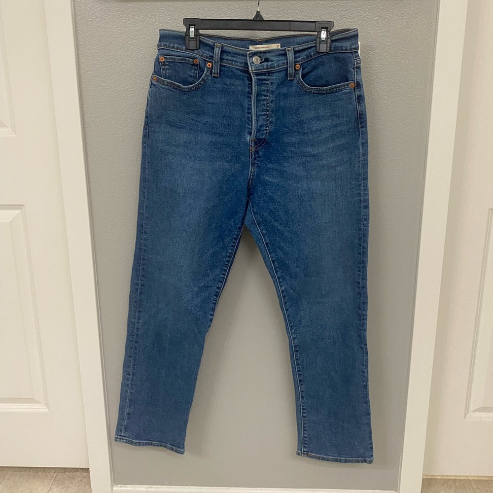 Levi’s Wedgie Straight Jeans